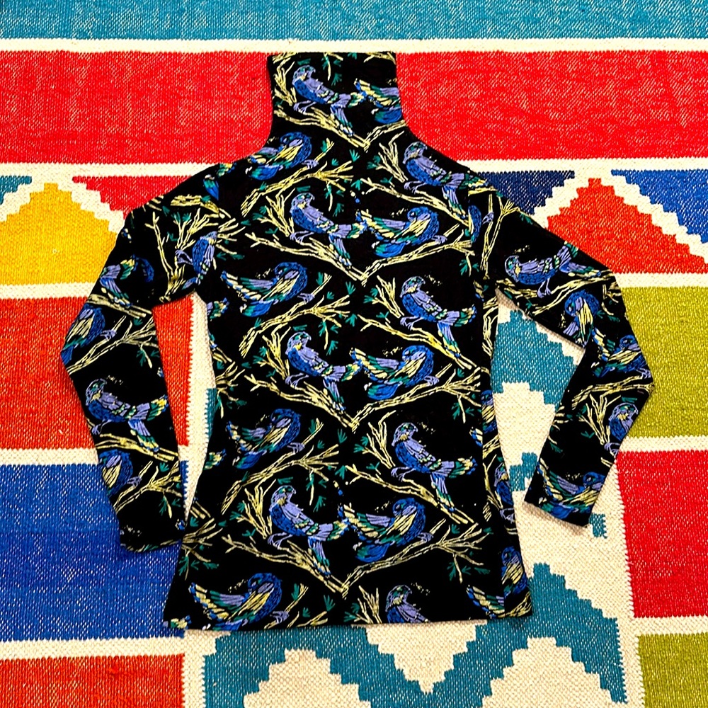 Thief and Bandit Aviary Turtleneck size Medium like new